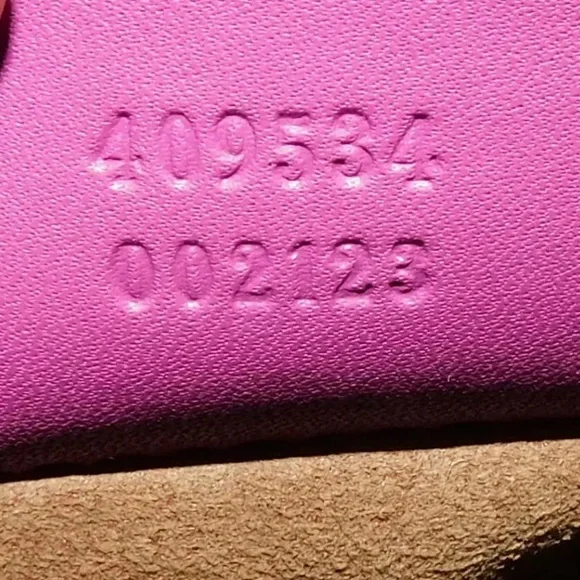 Gucci GG Supreme Tote - Picture 3 of 12